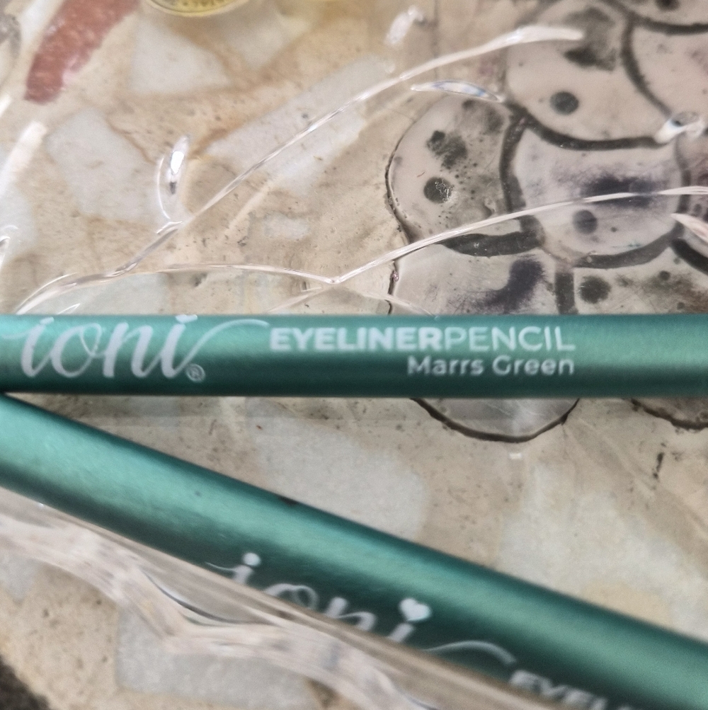 IONI ♡ Mars Green, Eyeliner♡ New Without The Box♡